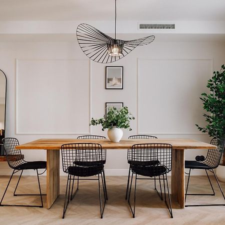 Lunalux Apartment บาร์เซโลนา ภายนอก รูปภาพ